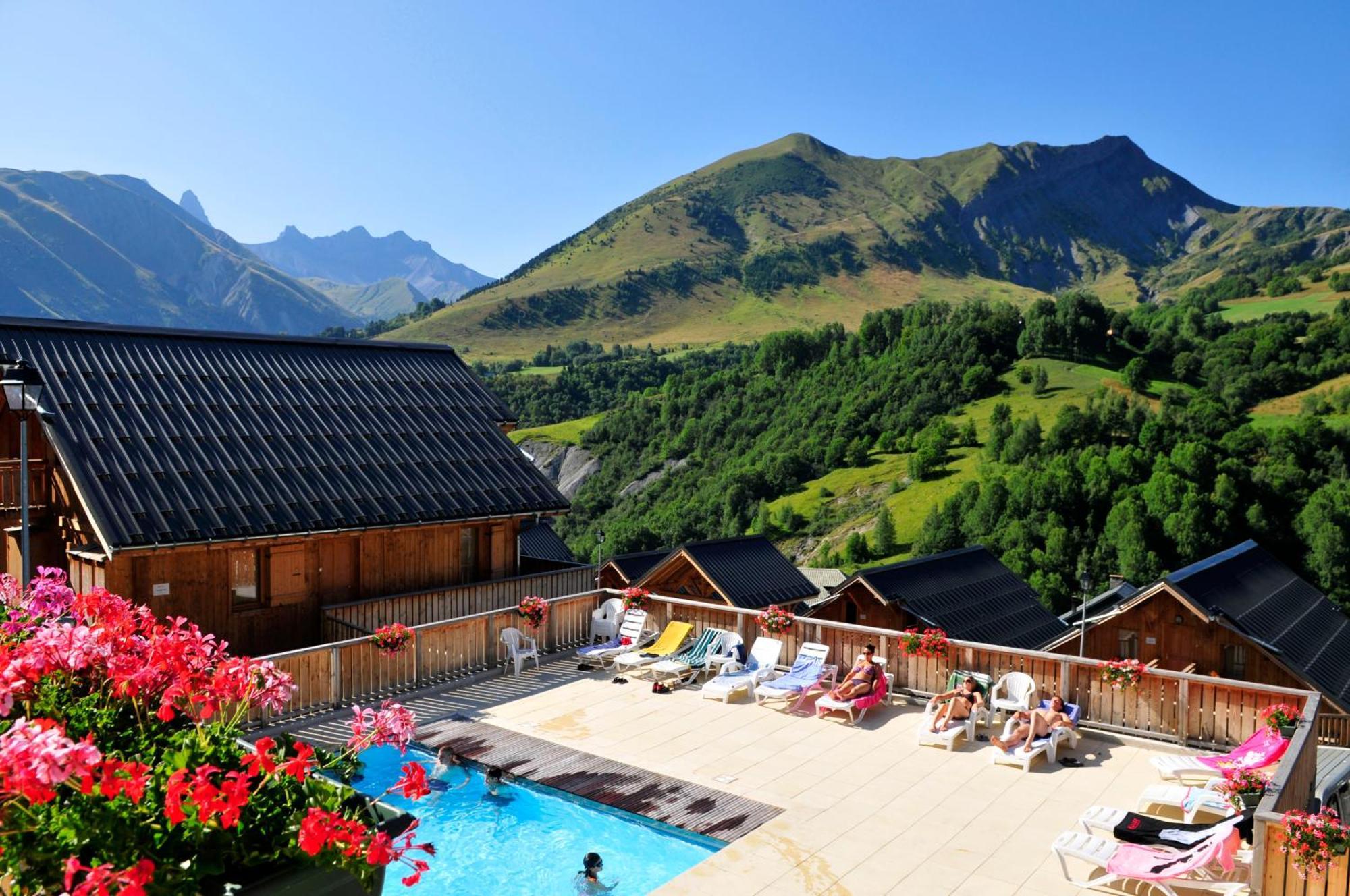Résidence Goélia Les Chalets des Ecourts Saint-Jean-d'Arves Extérieur photo