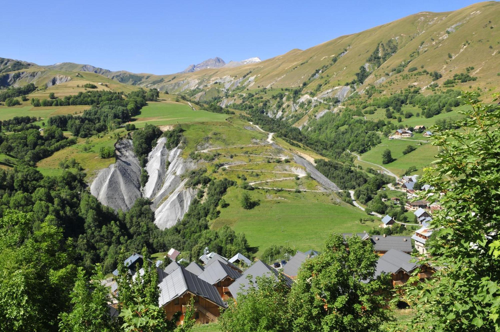 Résidence Goélia Les Chalets des Ecourts Saint-Jean-d'Arves Extérieur photo